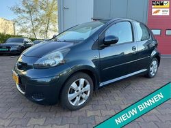 Groen Gebruikt 2011 Toyota Aygo Hatchback | € 3.499 (Eerlijke prijs)