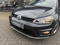 Zwart Gebruikt 2016 VW Golf VII R-line Hatchback | € 10.450 (Super prijs)