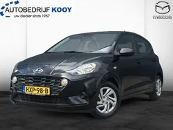 Zwart Gebruikt 2023 Hyundai i10 Comfort Hatchback | € 15.745 (Eerlijke prijs)