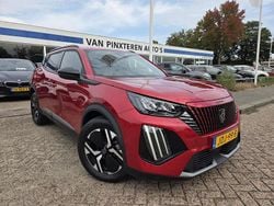 Rood Gebruikt 2024 Peugeot 2008 Allure SUV | € 22.245 (Goede deal)
