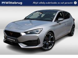 Zilver, metallic lak Gebruikt 2022 Cupra Leon VZ Hatchback | € 26.950 (Eerlijke prijs)