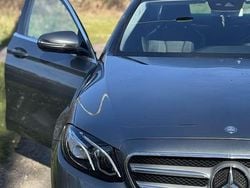 Grijs Gebruikt 2016 Mercedes E350 Sedan | € 25.000 (Iets duurder)