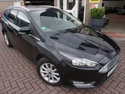 Zwart Gebruikt 2015 Ford Focus Titanium Stationwagen | € 11.285 (Iets duurder)