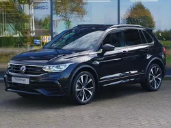 Zwart Gebruikt 2022 VW Tiguan R-line SUV | € 37.450 (Eerlijke prijs)