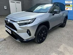 Grijs Gebruikt 2024 Toyota RAV4 Hybrid Style SUV | € 43.950 (Goede deal)