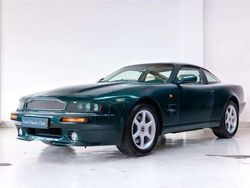 Groen, metallic lak Gebruikt 1999 Aston Martin V8 Coupé | € 129.500
