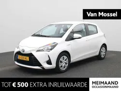 Wit Gebruikt 2019 Toyota Yaris Hybrid Active Hatchback | € 12.900 (Eerlijke prijs)