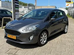 Grijs Gebruikt 2017 Ford Fiesta Trend Hatchback | € 4.749 (Eerlijke prijs)