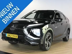 Zwart, metallic lak Gebruikt 2022 Mitsubishi Eclipse Cross Intense SUV | € 26.950 (Eerlijke prijs)