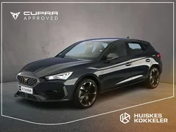 Grijs, metallic lak Gebruikt 2022 Cupra Leon Hatchback | € 28.900 (Eerlijke prijs)