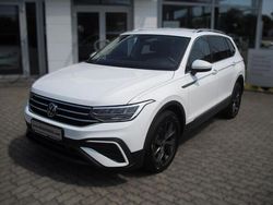 Wit Gebruikt 2022 VW Tiguan Life SUV | € 34.941 (Eerlijke prijs)