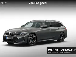 Grijs Gebruikt 2023 BMW 330e M Sport Stationwagen | € 45.500 (Iets duurder)