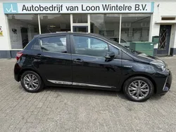 Zwart Gebruikt 2018 Toyota Yaris Plus Hatchback | € 14.950 (Goede deal)
