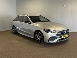 Grijs Gebruikt 2022 Mercedes 200 AMG Stationwagen | € 39.900 (Goede deal)