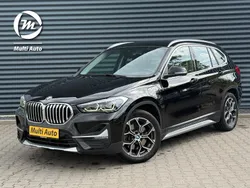 Zwart Gebruikt 2021 BMW 220 xLine SUV | € 27.380