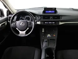 Grijs Gebruikt 2015 Lexus CT200h Hatchback | € 15.950 (Iets duurder)
