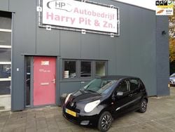 Zwart Gebruikt 2012 Suzuki Alto Comfort Hatchback | € 3.750 (Eerlijke prijs)