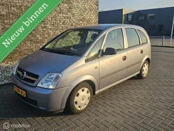 Grijs Gebruikt 2003 Opel Meriva Essentia MPV | € 1.250 (Iets duurder)