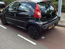 Zwart Gebruikt 2009 Peugeot 107 Filou Hatchback | € 2.000 (Eerlijke prijs)