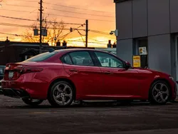 Rood Gebruikt 2017 Alfa Romeo Giulia Veloce Sedan | € 23.000