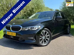 Zwart Gebruikt 2021 BMW 330 Stationwagen | € 32.950 (Goede deal)