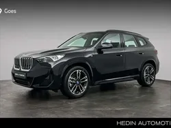Zwart Nieuw 2024 BMW X1 M Sport SUV | € 63.440