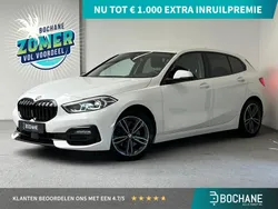Wit Gebruikt 2021 BMW 118 Sport Line Hatchback | € 21.195