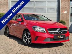 Rood Gebruikt 2017 Mercedes A160 Hatchback | € 12.400 (Goede deal)