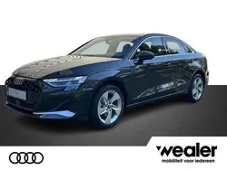 Grijs, metallic lak Nieuw 2025 Audi A3 Advanced Sedan | € 46.780 (Iets duurder)