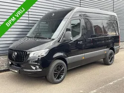 Zwart Nieuw 2024 Mercedes Sprinter Van | € 56.750