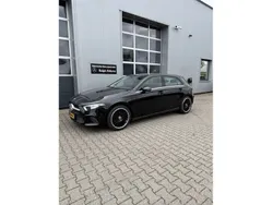 Zwart Gebruikt 2020 Mercedes A160 Business Hatchback | € 18.750 (Goede deal)