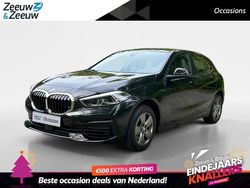 Blacksapphire metallic (475) (zwart metallic) Gebruikt 2024 BMW 116 Hatchback | € 24.935