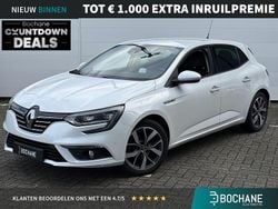 Wit Gebruikt 2017 Renault Mégane IV Bose Edition Hatchback | € 13.740 (Eerlijke prijs)