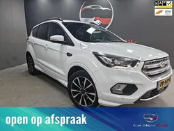 Wit Gebruikt 2017 Ford Kuga ST-Line SUV | € 15.580 (Eerlijke prijs)