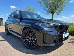 Zwart, metallic lak Gebruikt 2024 BMW X5 M Sport SUV | € 101.950 (Eerlijke prijs)