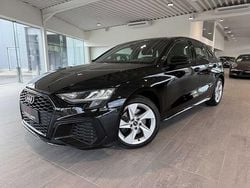 Zwart Gebruikt 2021 Audi A3 S-Line Stationwagen | € 24.995
