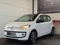 Wit Gebruikt 2014 VW up! Edition Hatchback | € 6.450 (Eerlijke prijs)