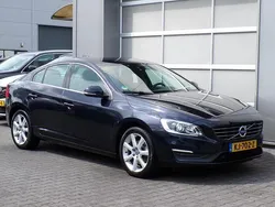Blauw Gebruikt 2016 Volvo S60 Sedan | € 13.950 (Eerlijke prijs)