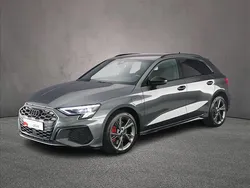 Grijs Gebruikt 2024 Audi A3 Sportback Competition Hatchback | € 42.900 (Iets duurder)