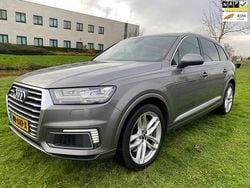 Grijs Gebruikt 2016 Audi Q7 Sport SUV | € 18.995 (Goede deal)