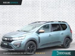 Cedar green (dqk) Gebruikt 2024 Dacia Jogger Extreme MPV | € 28.700 (Iets duurder)