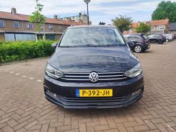 Zwart Gebruikt 2016 VW Touran Comfortline MPV | € 11.999 (Eerlijke prijs)