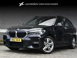 Zwart Gebruikt 2022 BMW X1 Executive SUV | € 30.895 (Eerlijke prijs)