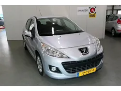 Grijs Gebruikt 2012 Peugeot 207 Urban Move Hatchback | € 4.595 (Eerlijke prijs)