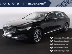 Zwart Gebruikt 2023 Volvo V90 Core Stationwagen | € 39.900 (Super prijs)