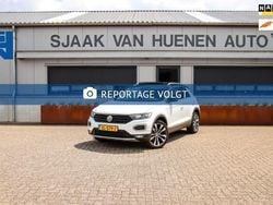 Wit Gebruikt 2019 VW T-Roc Business+ SUV | € 29.950 (Duur)