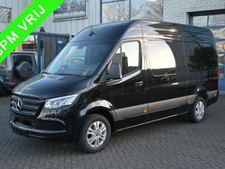 Zwart Gebruikt 2024 Mercedes Sprinter Van | € 51.950