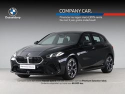 Saphirschwarz metallic (donker zwart metallic) Gebruikt 2025 BMW 120 Comfort Edition Hatchback | € 36.450