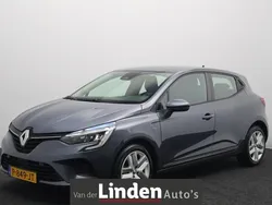 Grijs Gebruikt 2022 Renault Clio V Business Hatchback | € 14.345 (Goede deal)