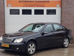 Zwart Gebruikt 2005 Mercedes C220 Elegance Sedan | € 3.499 (Iets duurder)